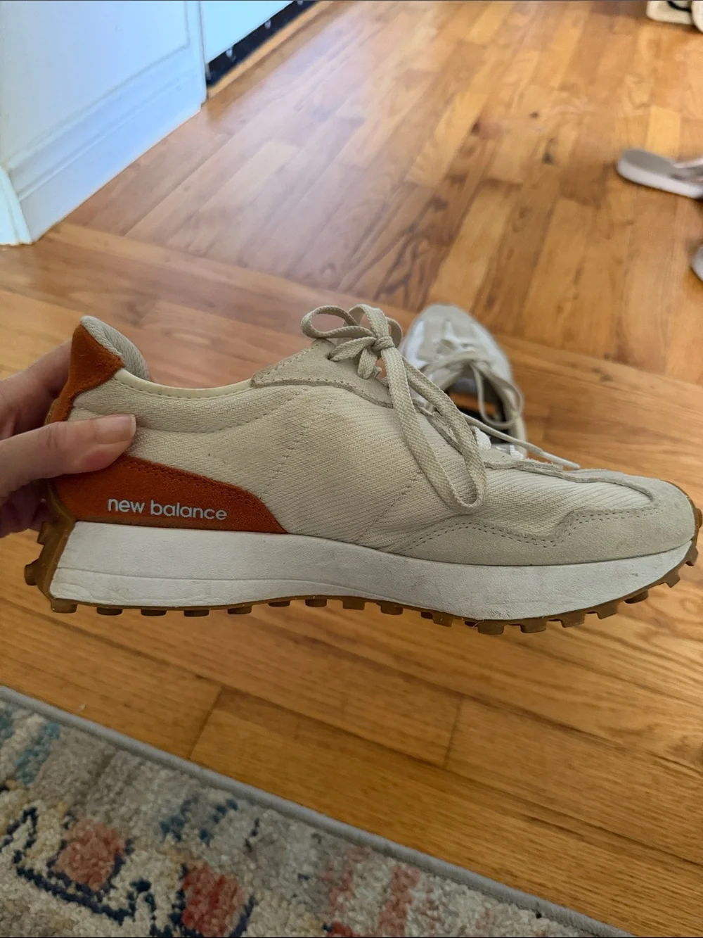 Women’s New Balance 327 sneakers